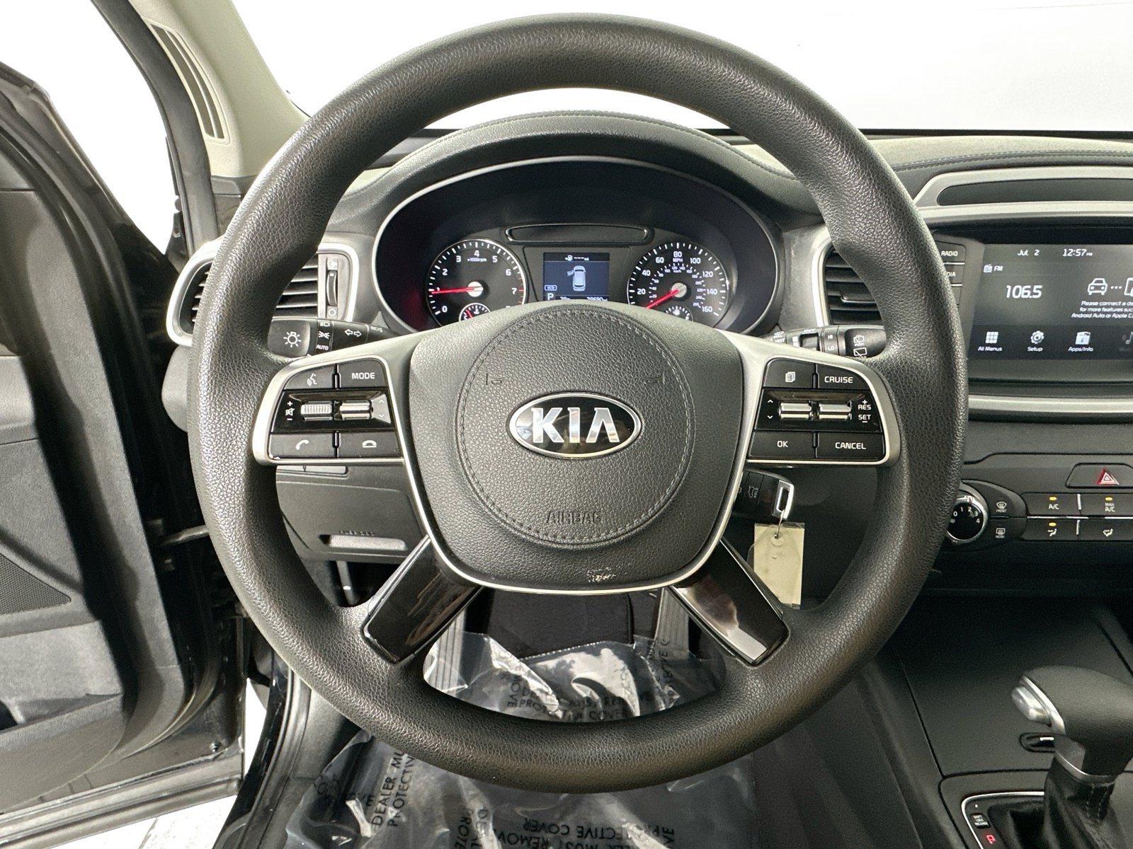 Used 2019 Kia Sorento L FWD image 11
