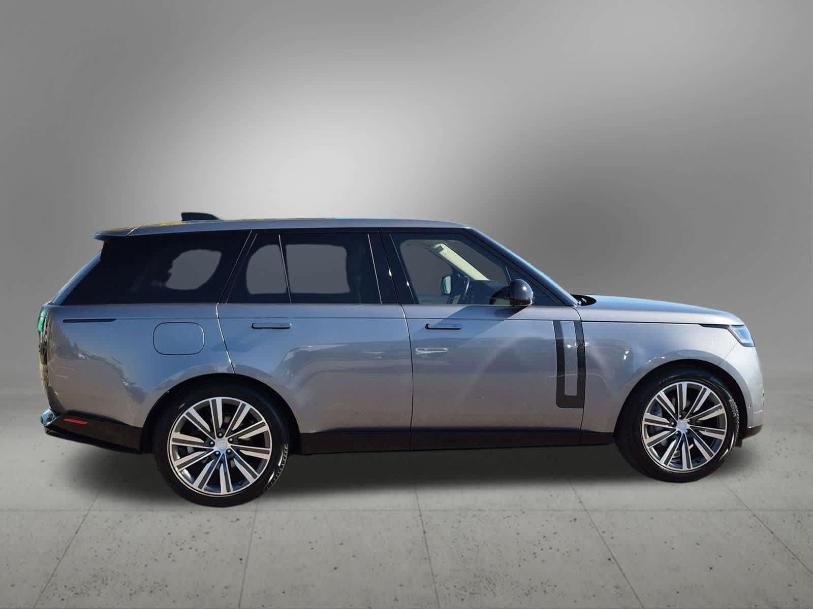 Certified 2023 Land Rover Range Rover SE AWD/4WD image 7