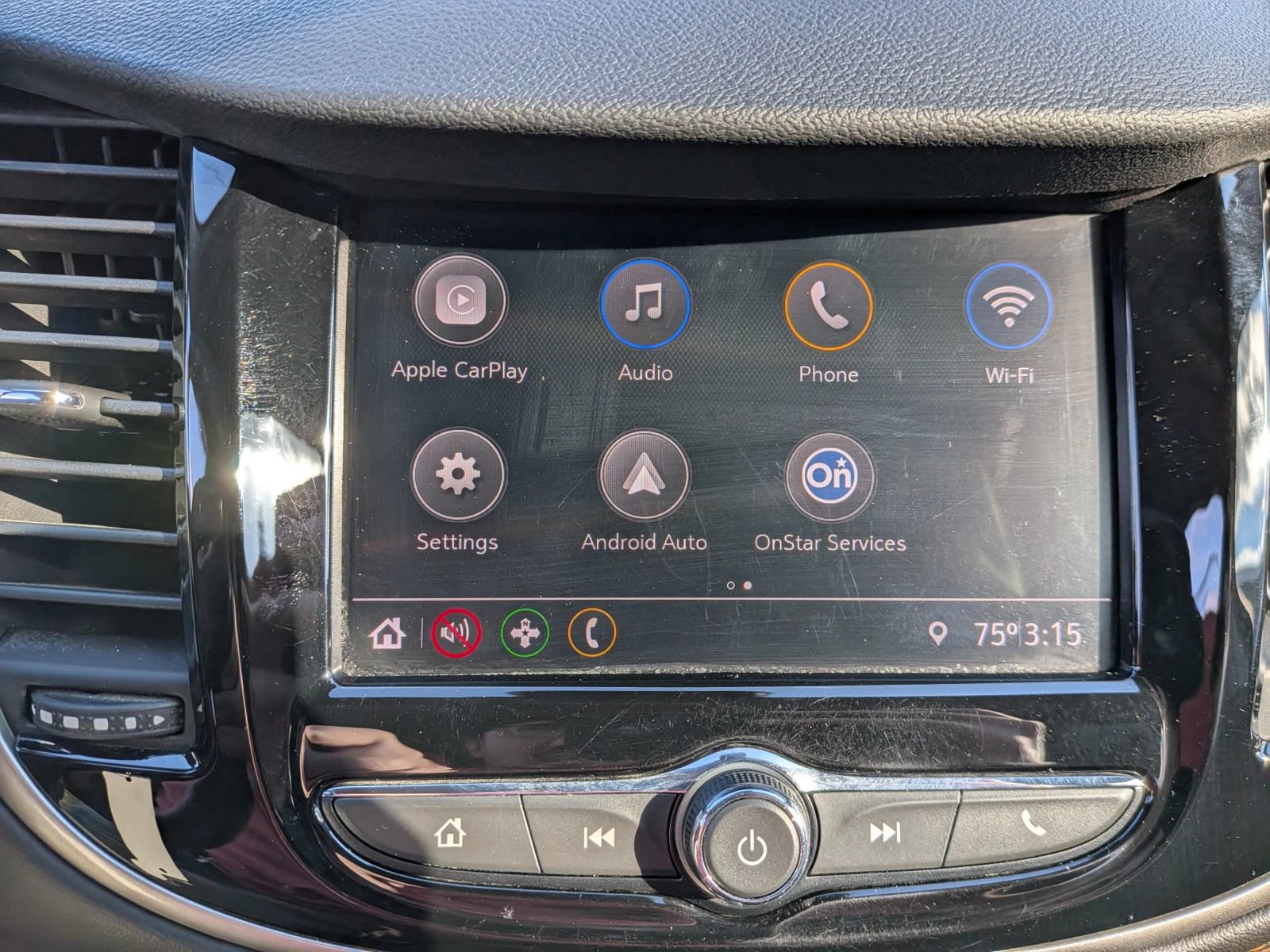 Used 2020 Chevrolet Trax LT FWD image 48