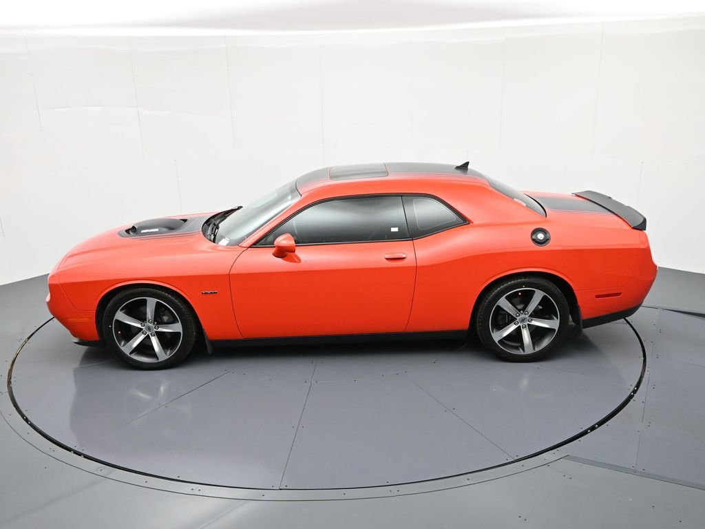 Used 2017 Dodge Challenger R/T Plus image 25