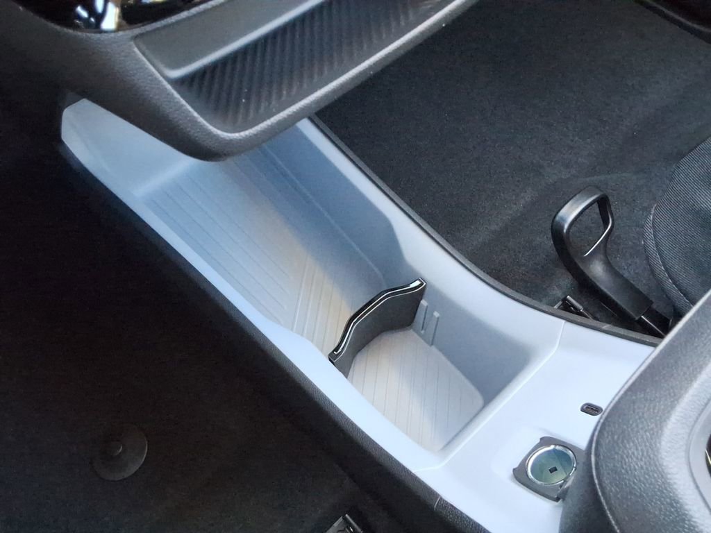 New 2027 Chevrolet Bolt RS w/ Technology Package image 34