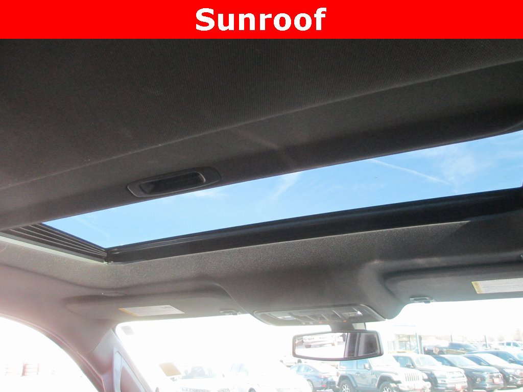 Certified 2021 GMC Sierra 1500 AT4 w/ AT4 Value Package image 15