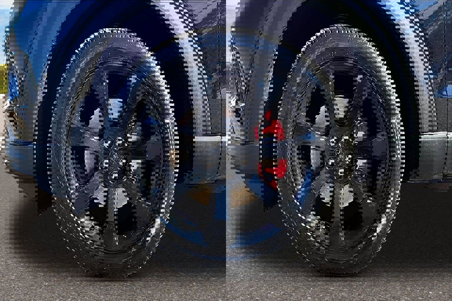 Used 2023 Ford Explorer ST w/ Equipment Group 401A AWD/4WD image 25