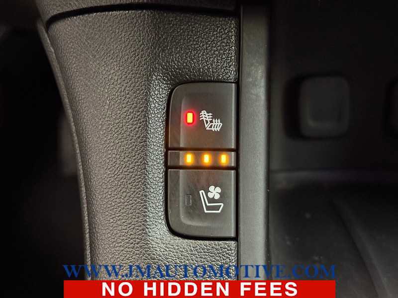 Used 2019 GMC Acadia Denali image 38