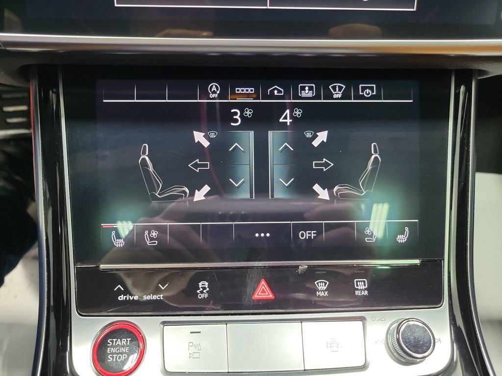 Used 2022 Audi S8 image 46