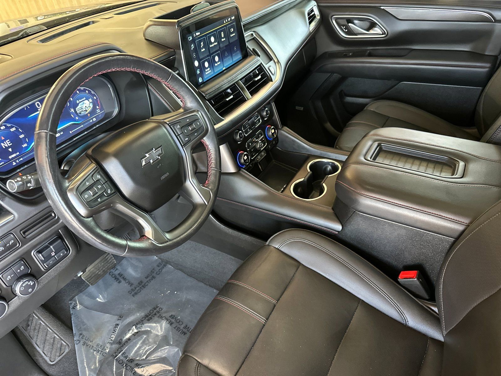 Used 2022 Chevrolet Tahoe RST w/ Luxury Package AWD/4WD image 11