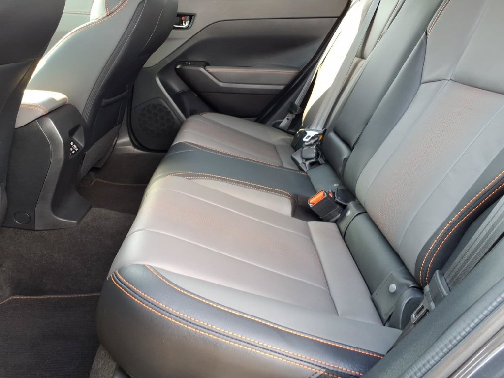 Certified 2024 Subaru Crosstrek 2.5i Limited w/ Crosstrek Mirror Package AWD/4WD image 15