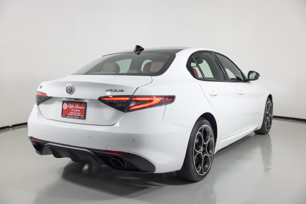 New 2026 Alfa Romeo Giulia AWD image 2