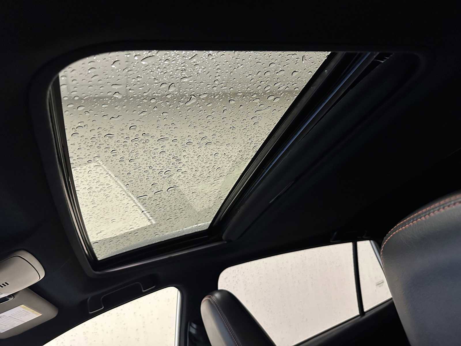 Used 2017 Toyota RAV4 SE w/ Advanced Technology Package image 23