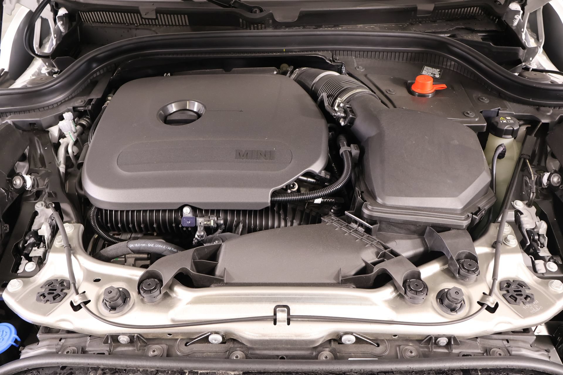 New 2026 MINI Cooper 2-Door Hardtop FWD image 15