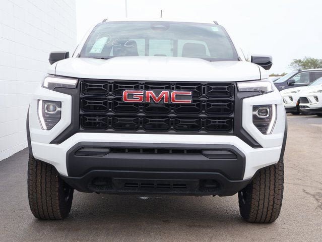New 2026 GMC Canyon Elevation AWD/4WD image 2