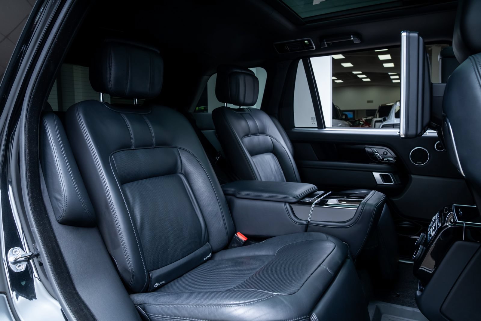 Used 2021 Land Rover Range Rover Autobiography Fifty Edition AWD/4WD image 22