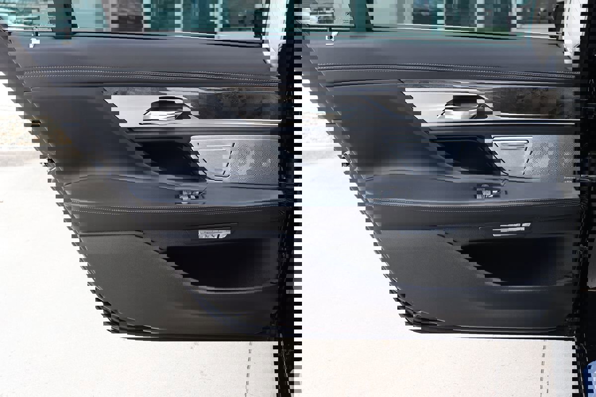 Used 2018 BMW 750i 750i image 48