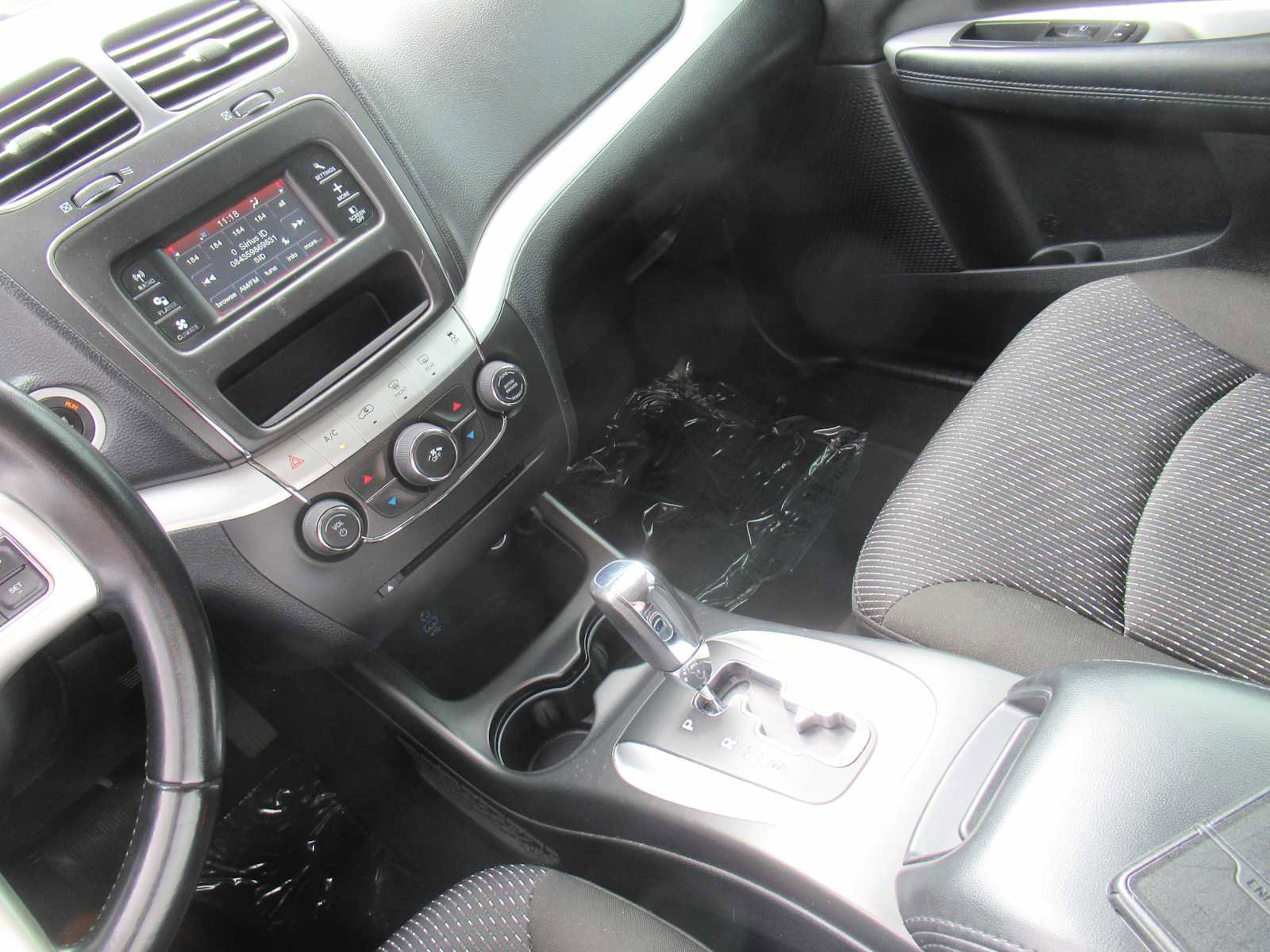 Used 2020 Dodge Journey SE w/ SE Popular Equipment Group image 24