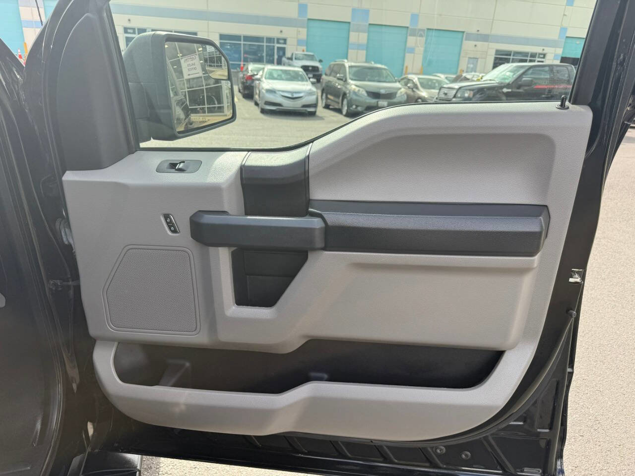 Used 2018 Ford F150 XL w/ Equipment Group 101A Mid image 38