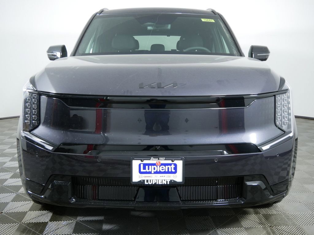 New 2026 Kia EV9 Land image 3