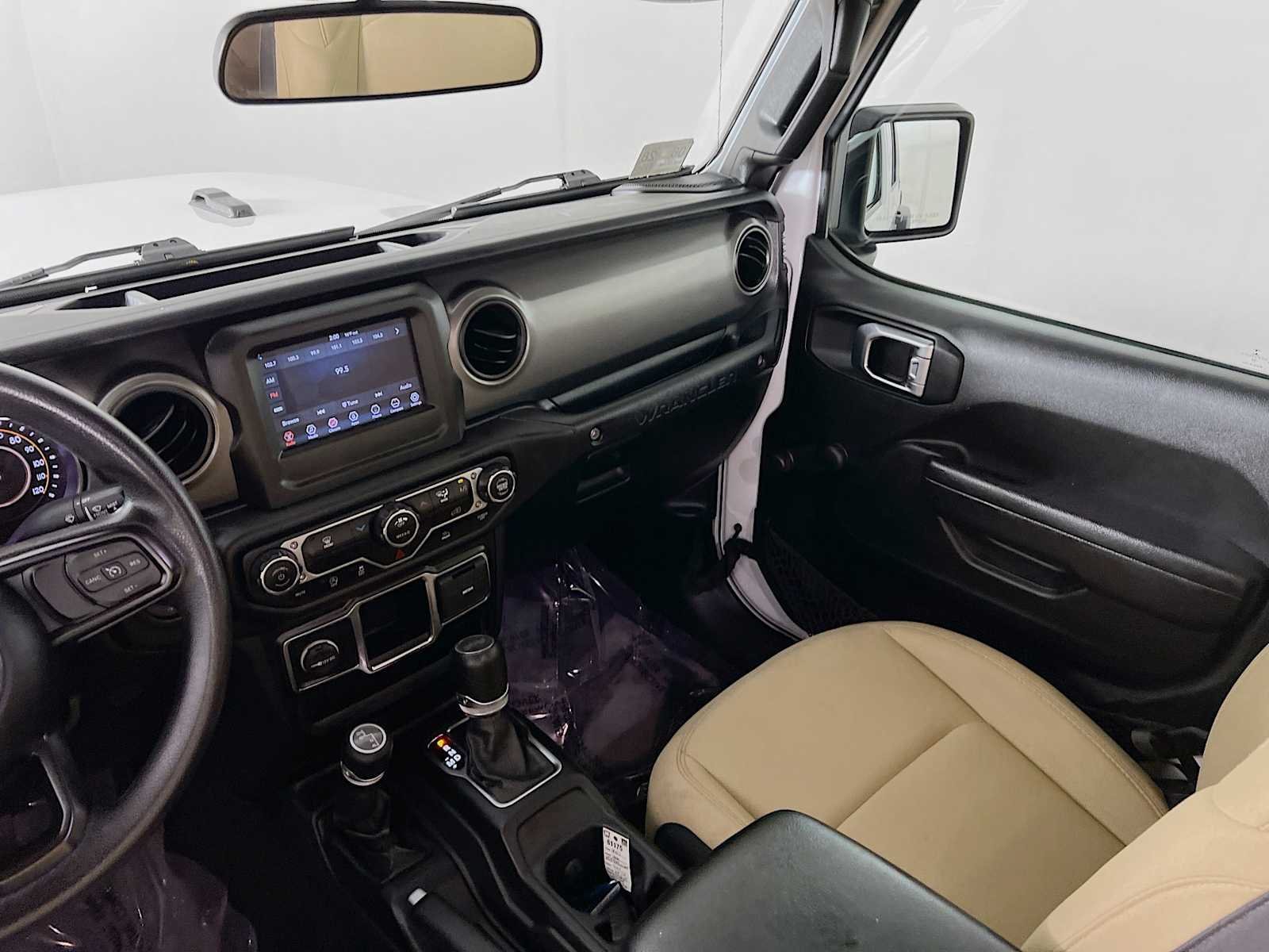Used 2022 Jeep Wrangler Unlimited Sport AWD/4WD image 23