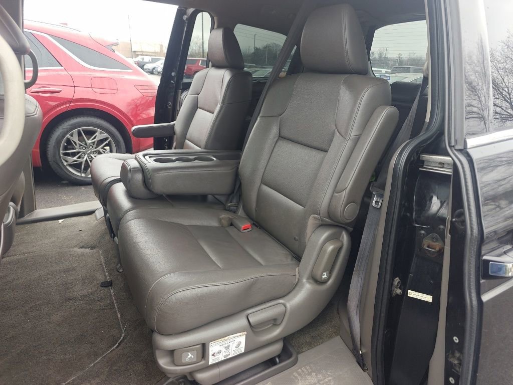 Used 2015 Honda Odyssey Touring image 13