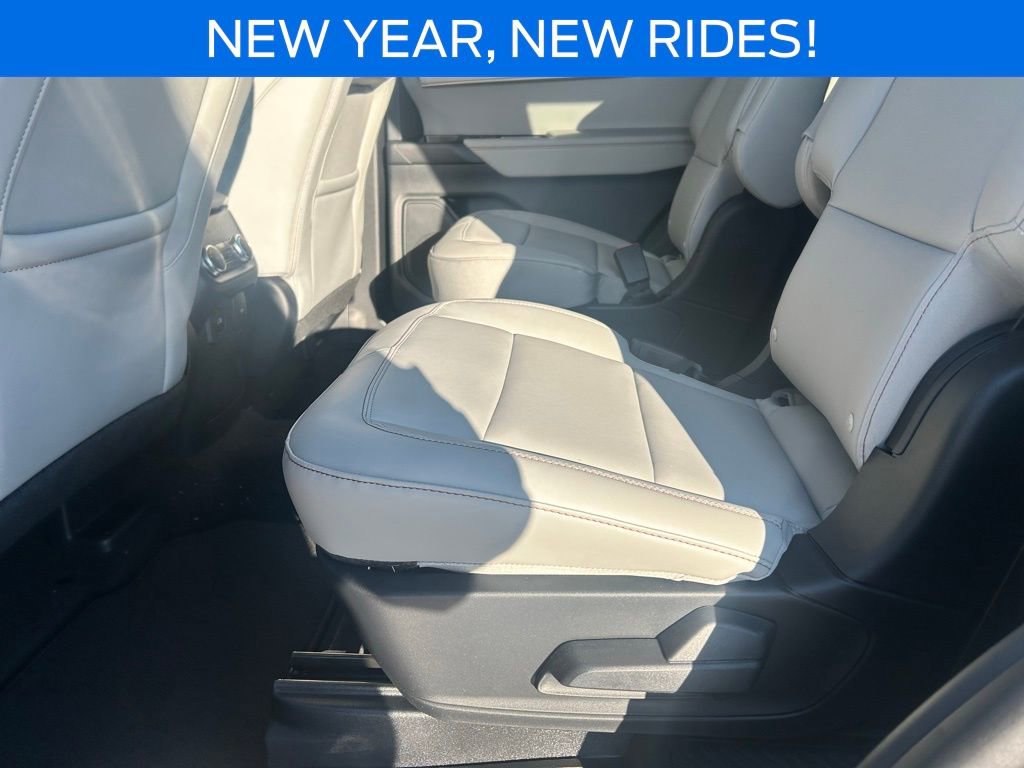 New 2026 Ford Explorer Active w/ Active Comfort Package image 20