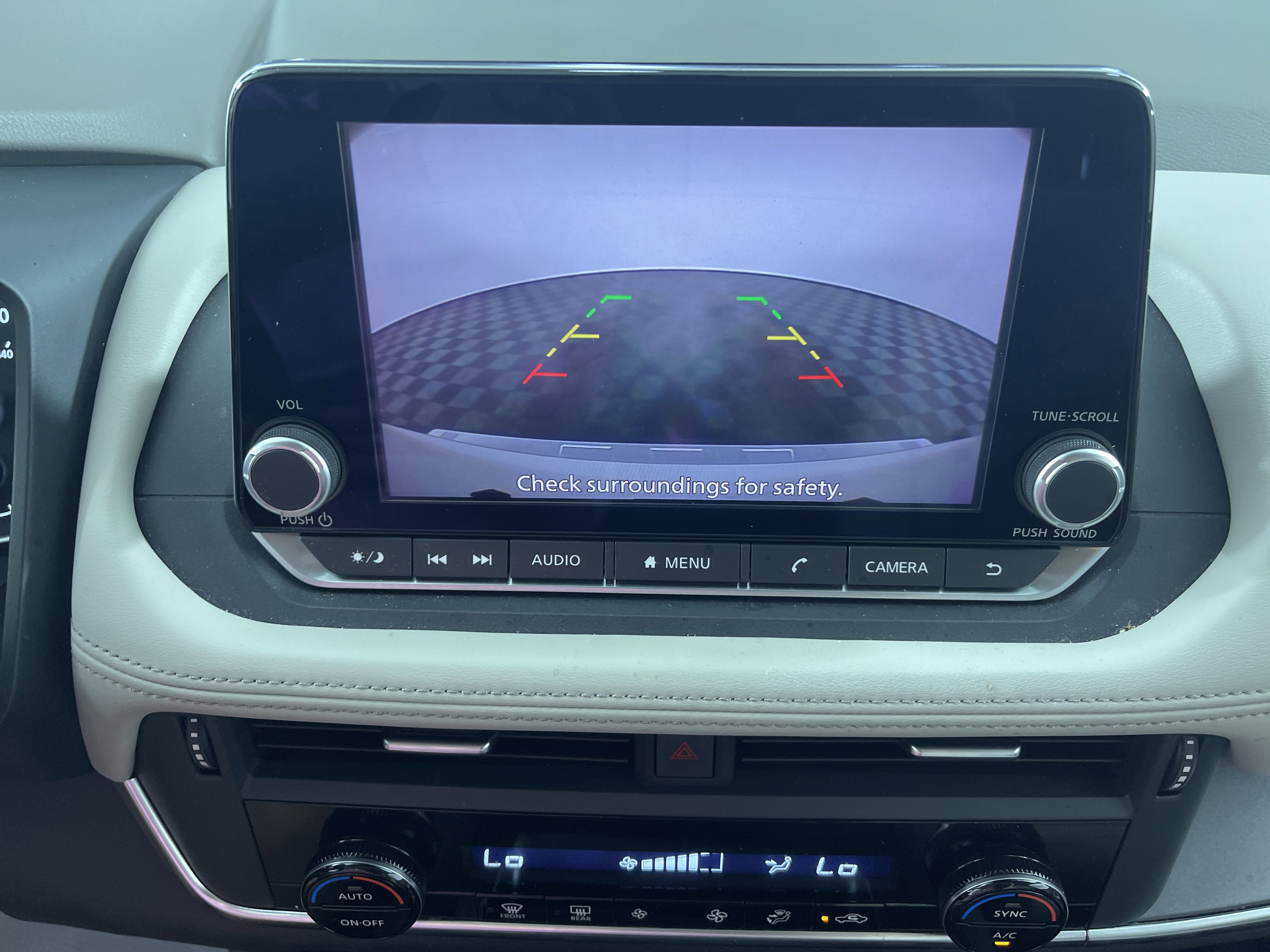 Used 2023 Nissan Rogue SV image 23