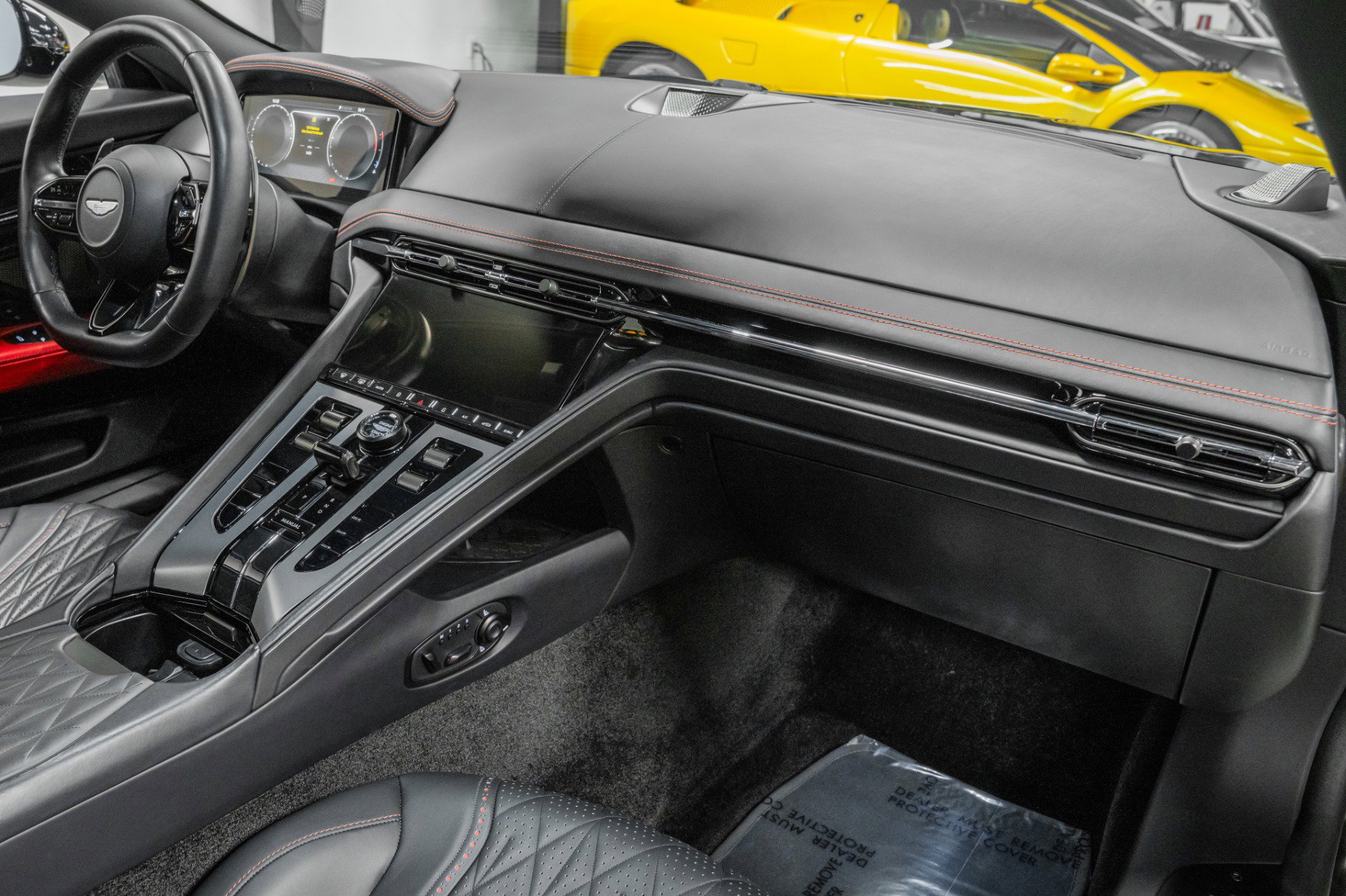 Used 2024 Aston Martin DB12 Coupe image 13