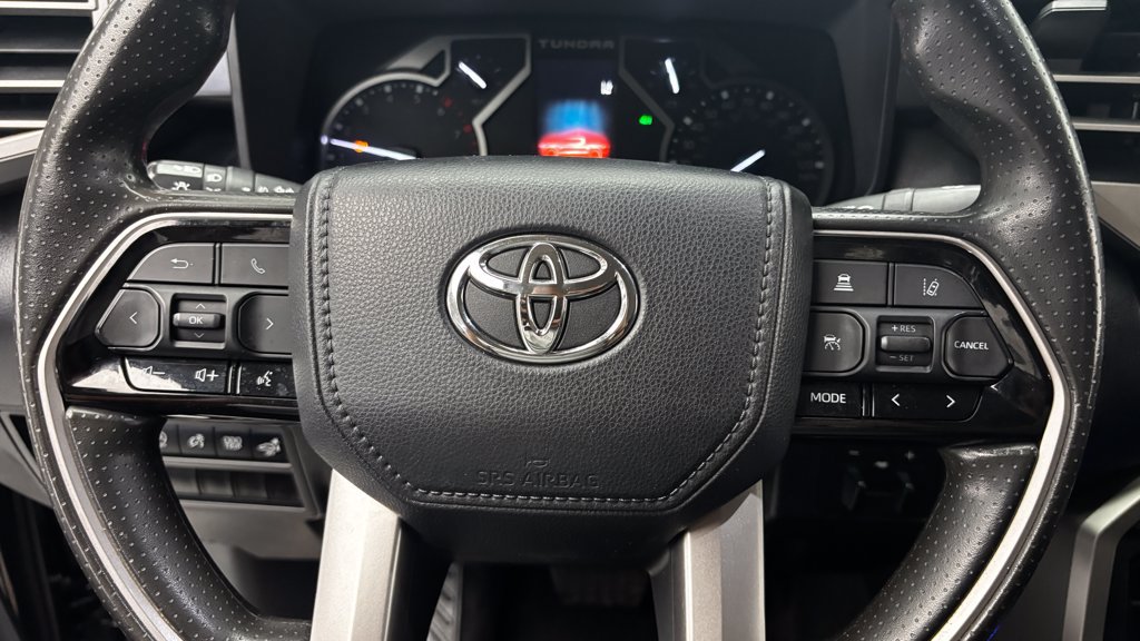 Used 2022 Toyota Tundra SR5 w/ SR5 Convenience Package AWD/4WD image 19