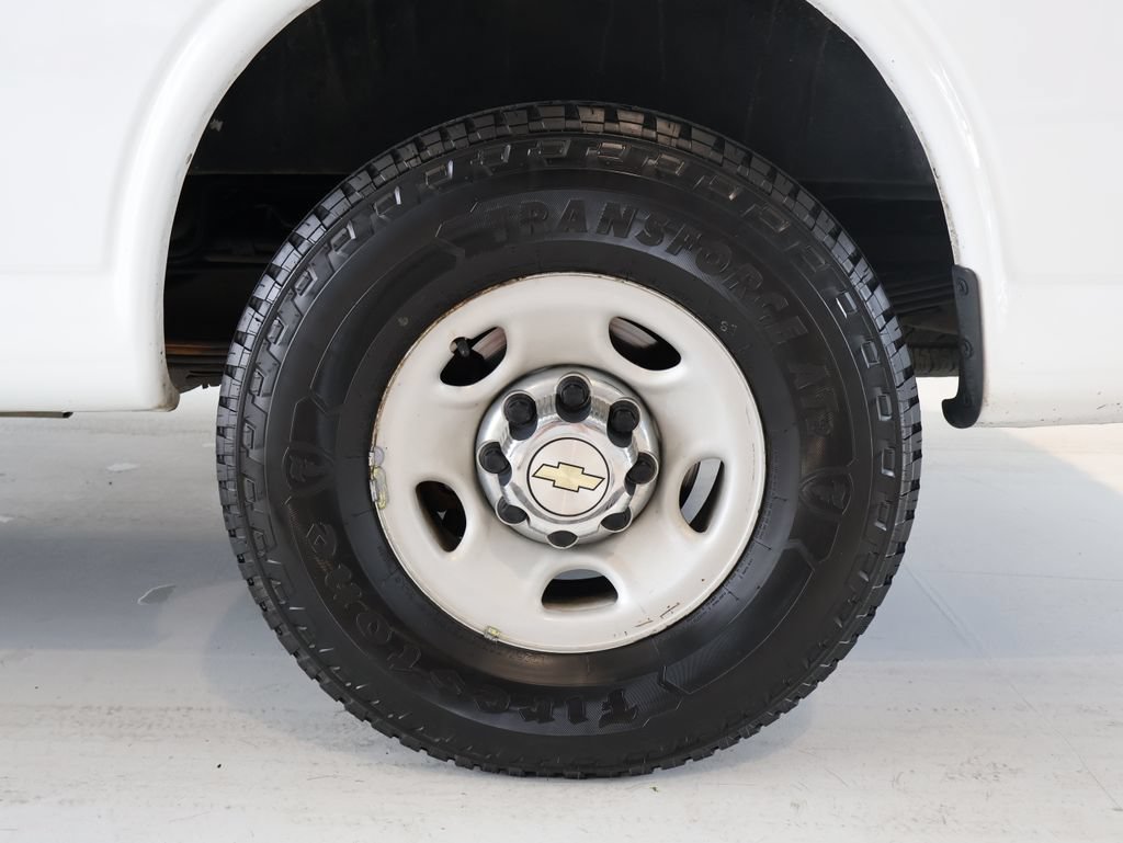 Used 2013 Chevrolet Express 3500 LT w/ LT Preferred Equipment Group RWD image 31