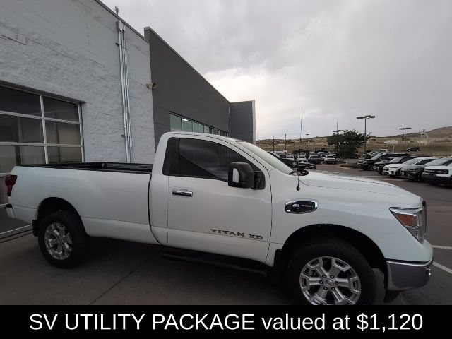 Used 2017 Nissan Titan SV AWD/4WD image 4
