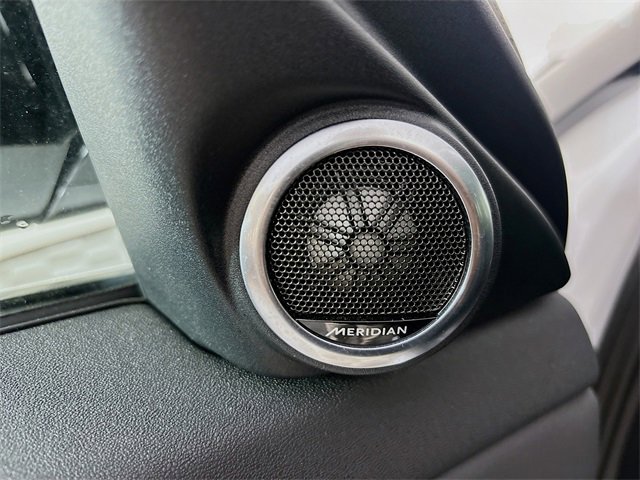 Used 2025 Land Rover Range Rover Evoque Dynamic SE image 21