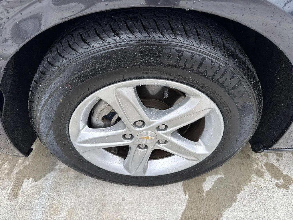 Used 2023 Chevrolet Malibu LT image 17