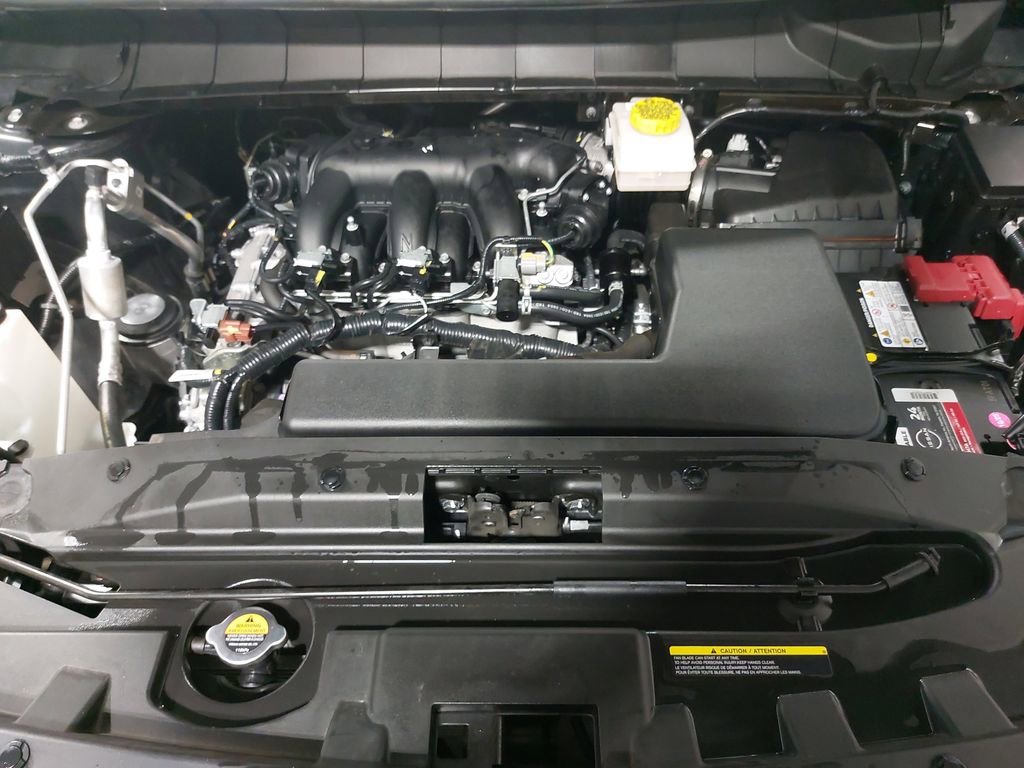 Used 2024 Nissan Pathfinder SV w/ Cargo Package image 31