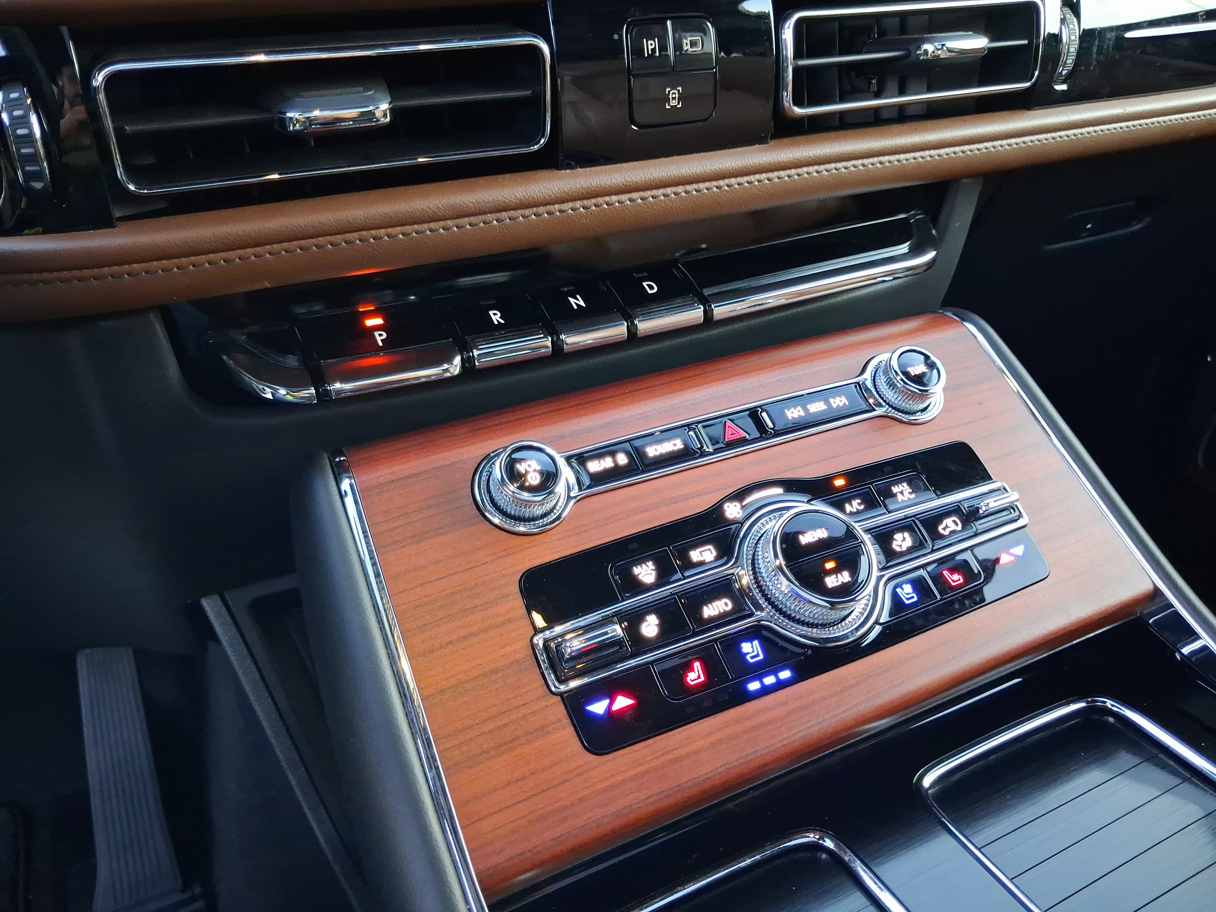 Certified 2024 Lincoln Aviator Reserve w/ Elements Package Plus RWD image 21