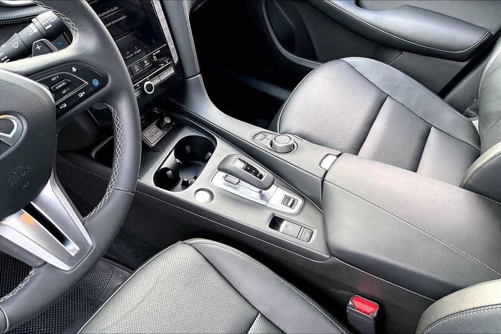 Certified 2025 INFINITI QX55 Luxe w/ Cargo Package image 19