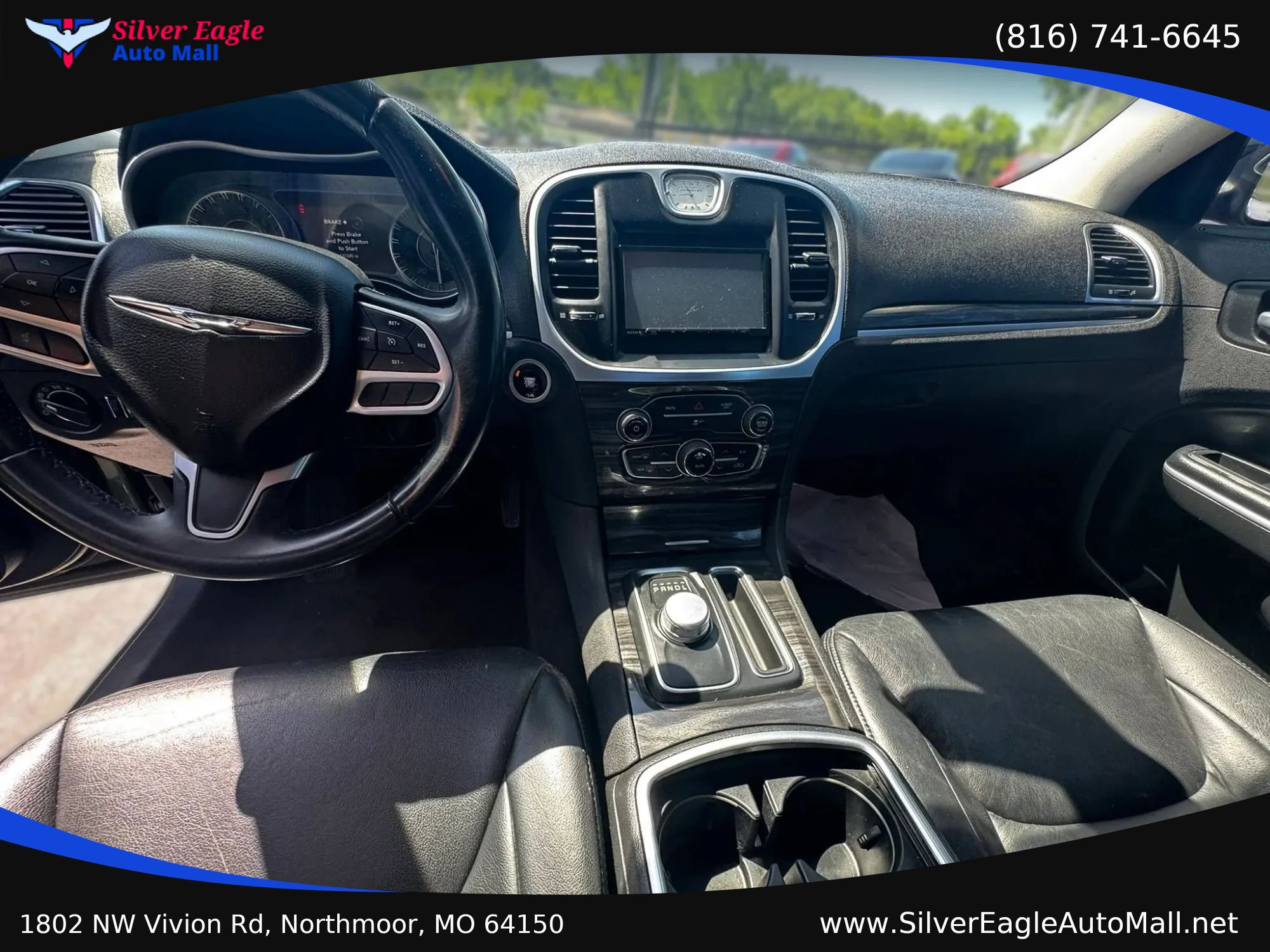 Used 2019 Chrysler 300 Touring w/ Sport Appearance Package RWD image 11