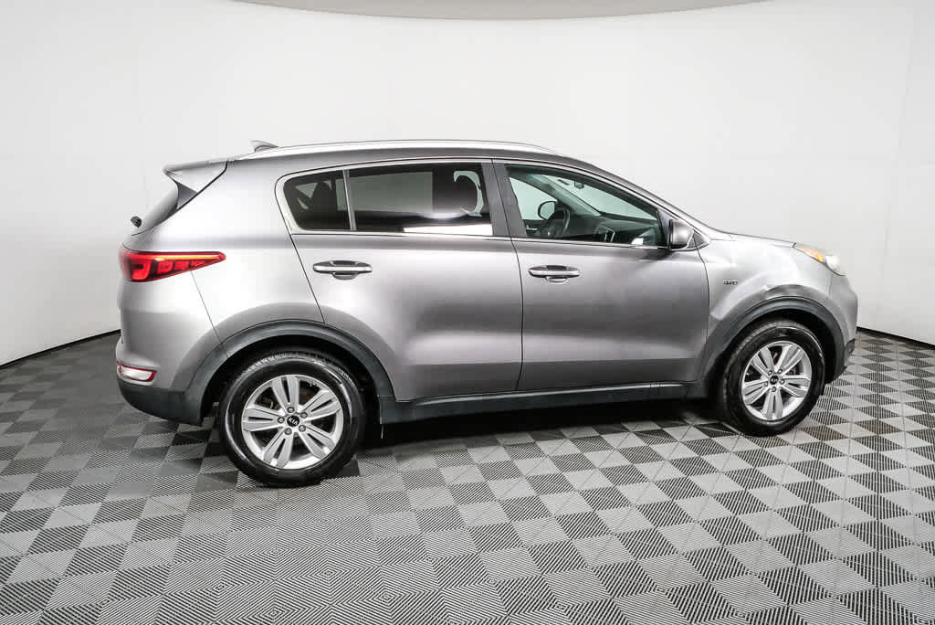 Used 2017 Kia Sportage LX w/ LX Popular Package AWD/4WD image 2
