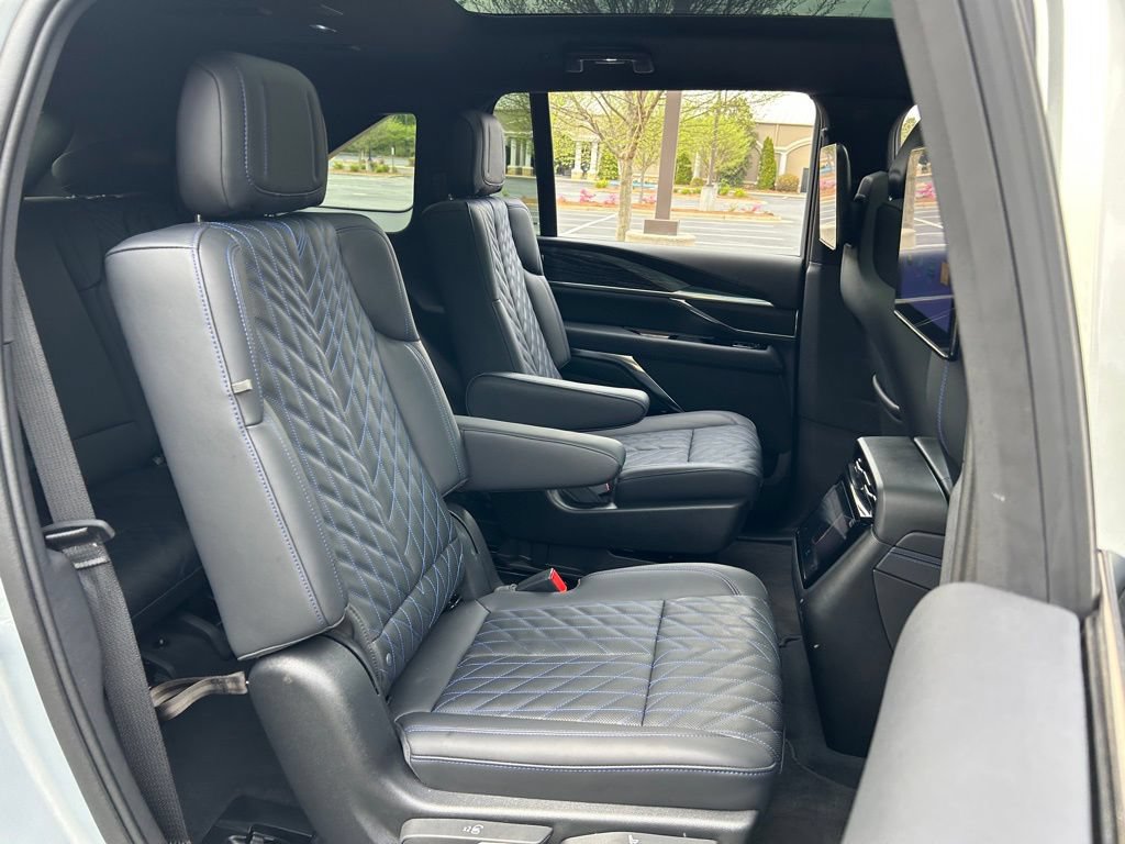 Used 2025 Cadillac Escalade IQ Sport 1 w/ Smart Trailering package AWD/4WD image 56