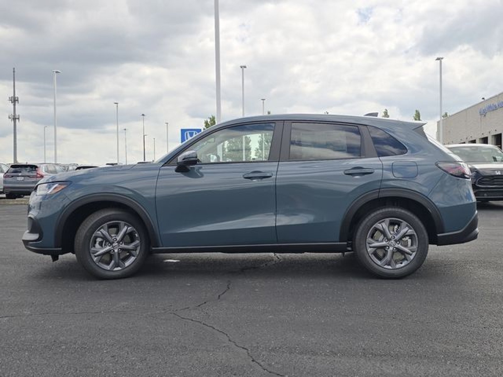 New 2027 Honda HR-V LX image 9
