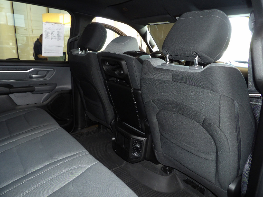 Used 2022 RAM 1500 Big Horn AWD/4WD image 18