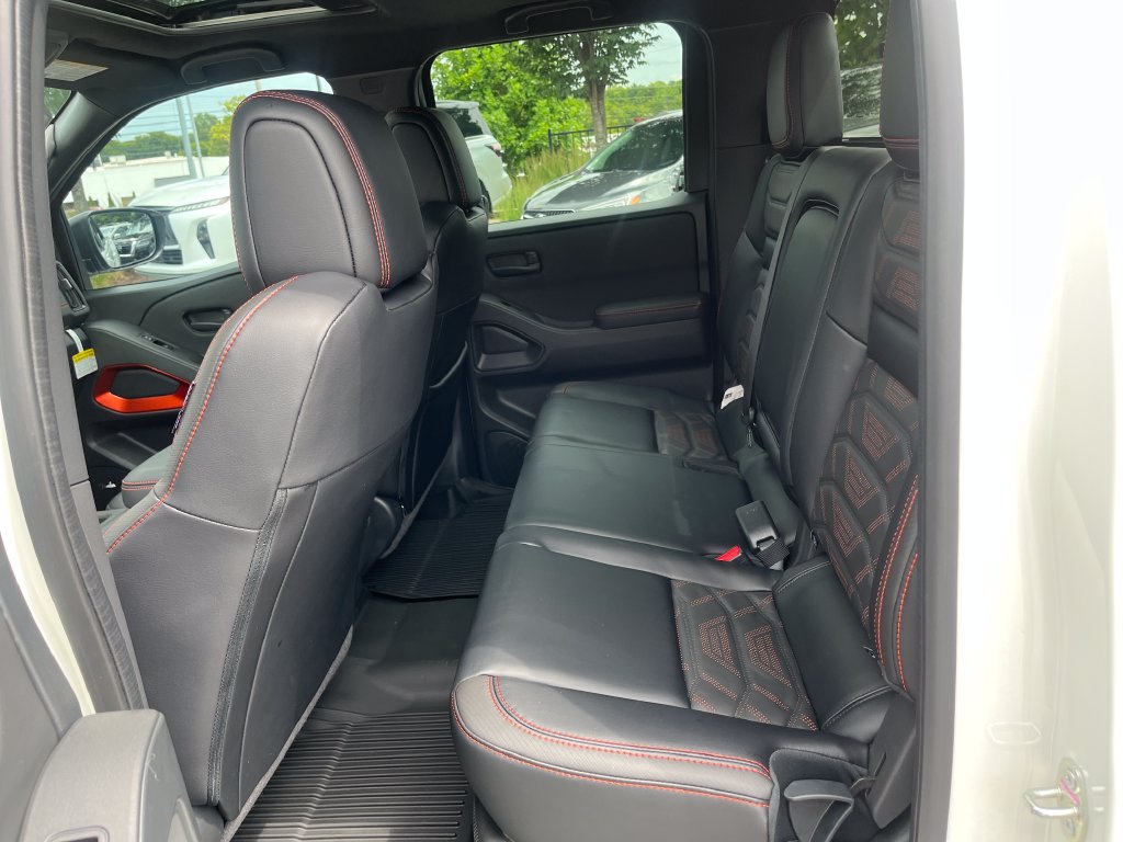 New 2026 Nissan Frontier PRO-4X w/ Pro Premium Package AWD/4WD image 28