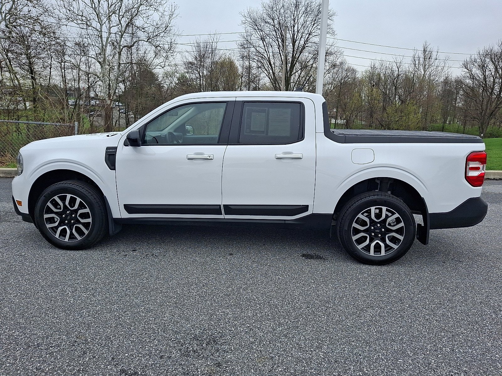 Used 2024 Ford Maverick Lariat image 8
