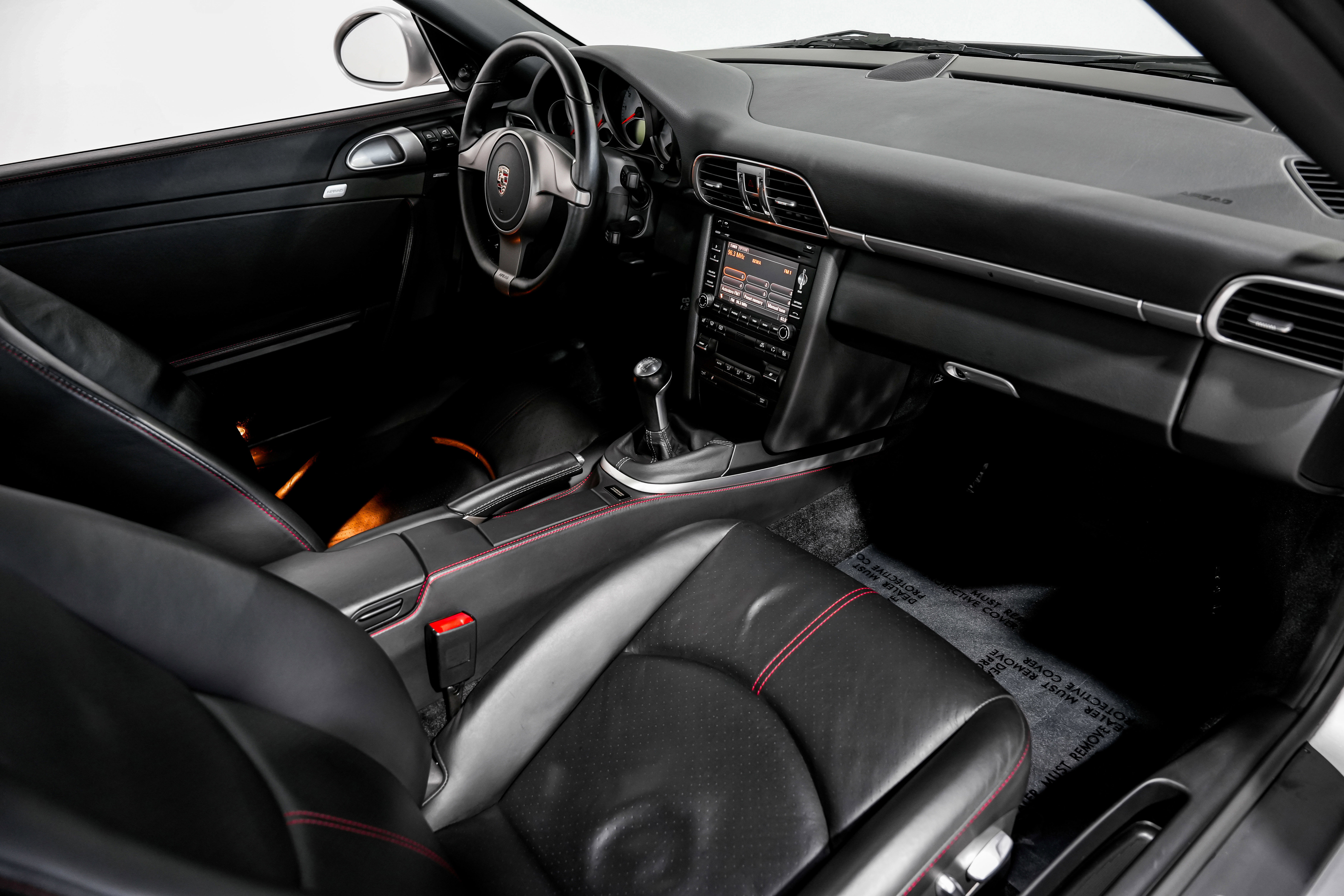 Used 2010 Porsche 911 Carrera S image 31