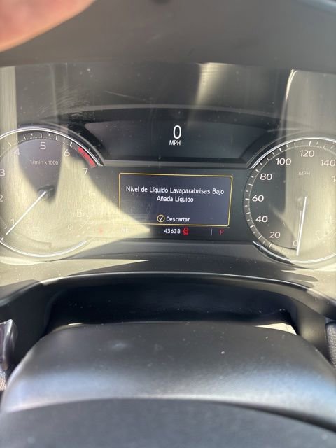 Used 2021 Cadillac XT4 Luxury FWD image 1