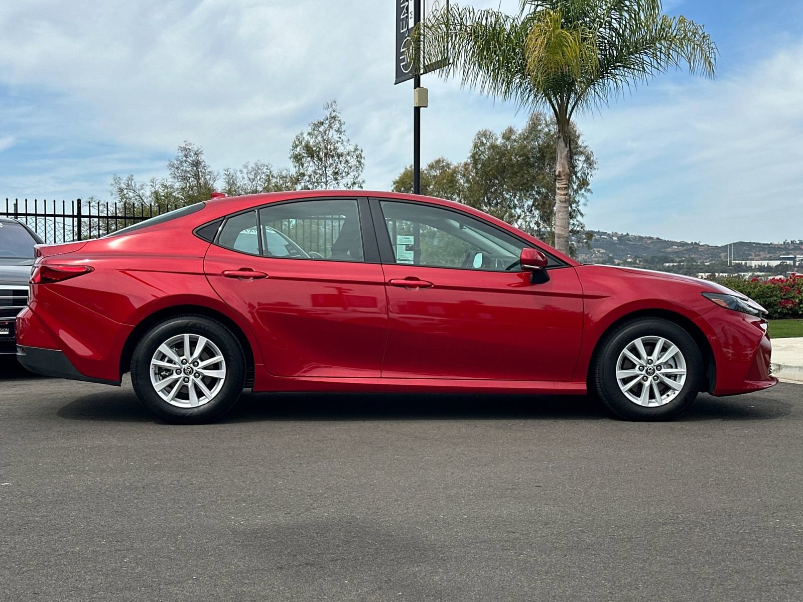 Used 2026 Toyota Camry LE image 2