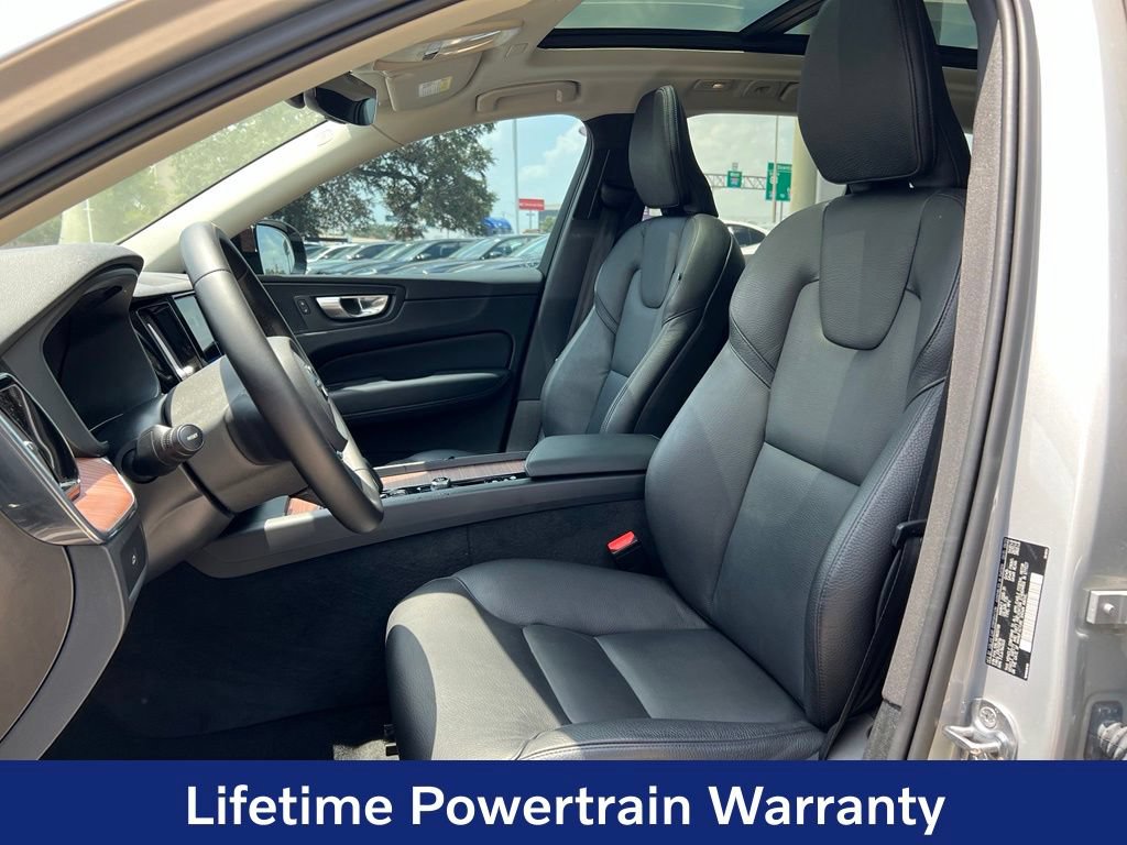 Certified 2024 Volvo XC60 B5 Core AWD/4WD image 12