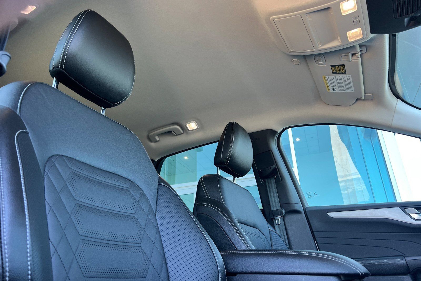 Used 2023 Ford Escape SE w/ PHEV Premium Package FWD image 22
