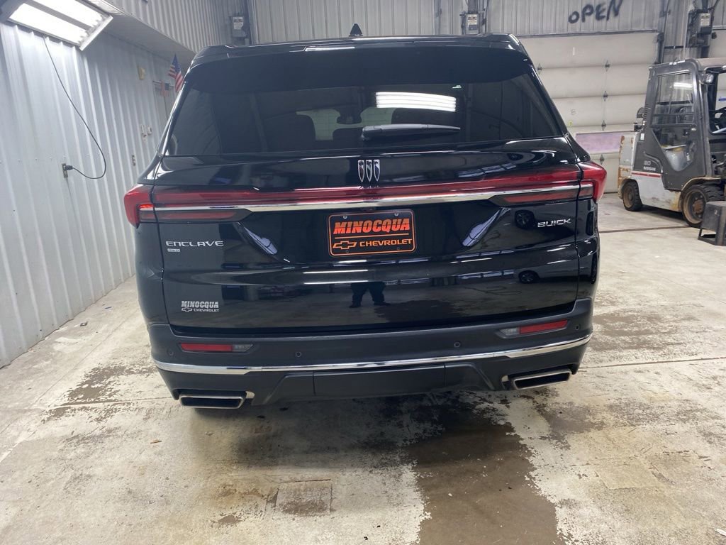 Used 2025 Buick Enclave Preferred image 6