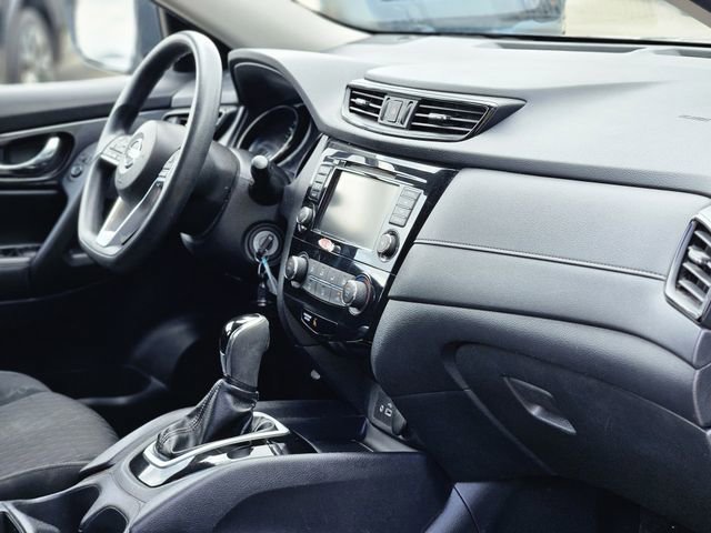 Certified 2018 Nissan Rogue S image 13