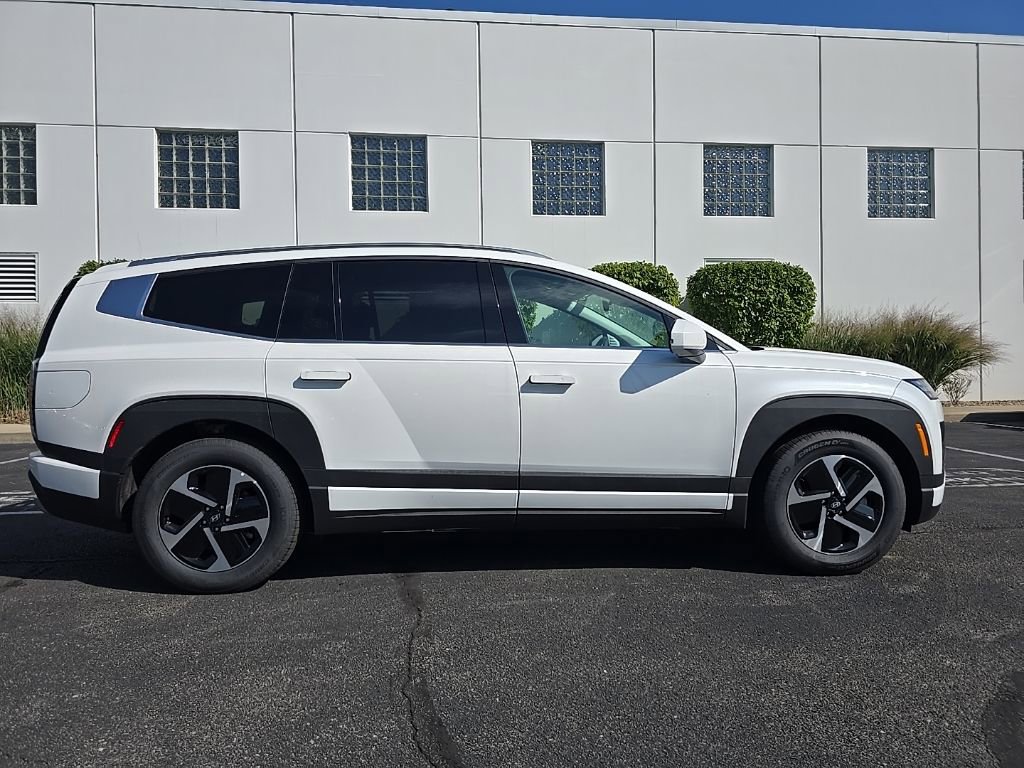 New 2026 Hyundai Ioniq 9 SE image 9