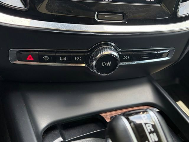 Used 2019 Volvo S60 T6 Momentum w/ Multimedia Package AWD/4WD image 30