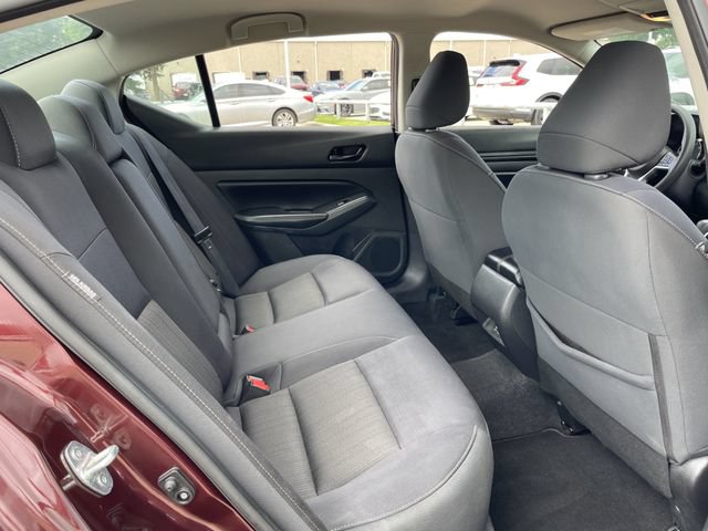 Used 2024 Nissan Altima 2.5 SV FWD image 26